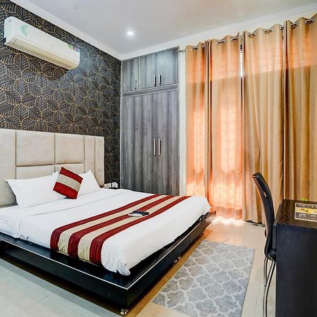 Fabexpress Next Home Gurgaon Ngoại thất bức ảnh