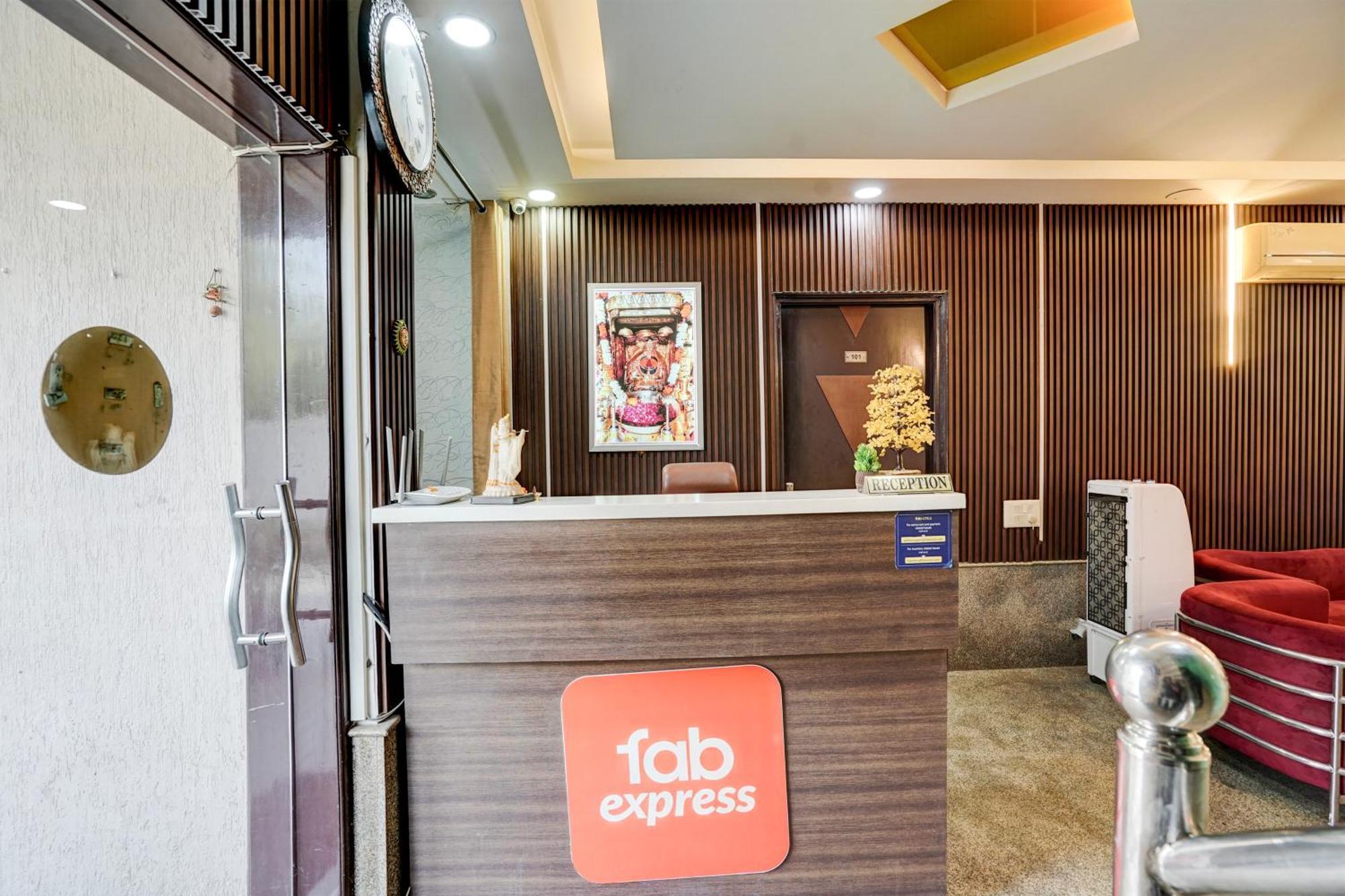 Fabexpress Next Home Gurgaon Ngoại thất bức ảnh