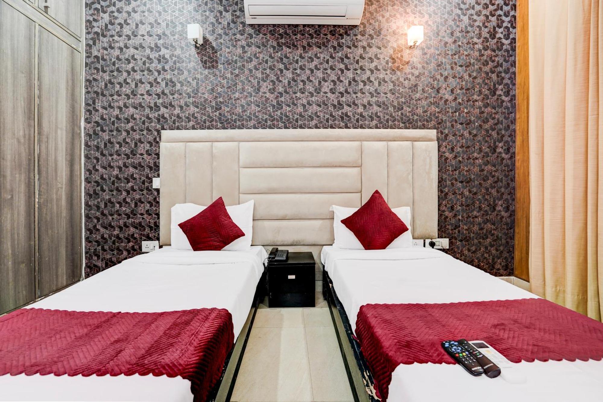 Fabexpress Next Home Gurgaon Ngoại thất bức ảnh